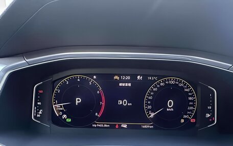 Volkswagen T-Roc I, 2023 год, 1 850 000 рублей, 9 фотография