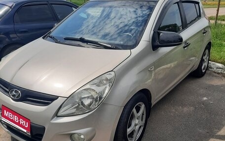 Hyundai i20 IB рестайлинг, 2009 год, 500 000 рублей, 17 фотография