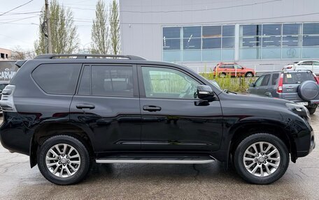 Toyota Land Cruiser Prado 150 рестайлинг 2, 2016 год, 4 700 000 рублей, 4 фотография