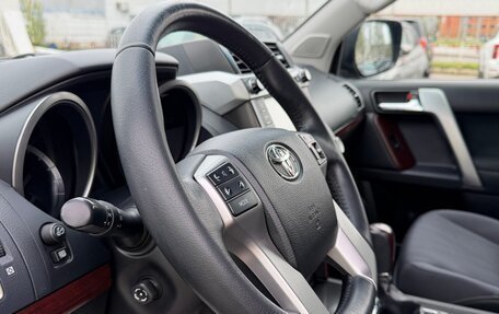 Toyota Land Cruiser Prado 150 рестайлинг 2, 2016 год, 4 700 000 рублей, 11 фотография