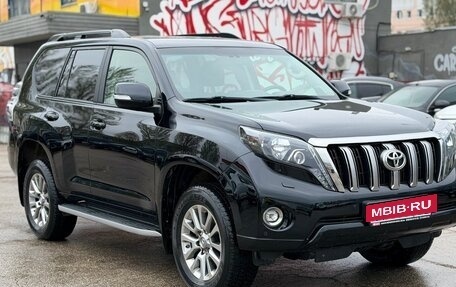 Toyota Land Cruiser Prado 150 рестайлинг 2, 2016 год, 4 700 000 рублей, 3 фотография