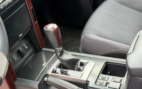 Toyota Land Cruiser Prado 150 рестайлинг 2, 2016 год, 4 700 000 рублей, 18 фотография