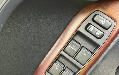 Toyota Land Cruiser Prado 150 рестайлинг 2, 2016 год, 4 700 000 рублей, 16 фотография