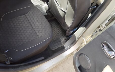 Renault Logan II, 2014 год, 715 000 рублей, 12 фотография