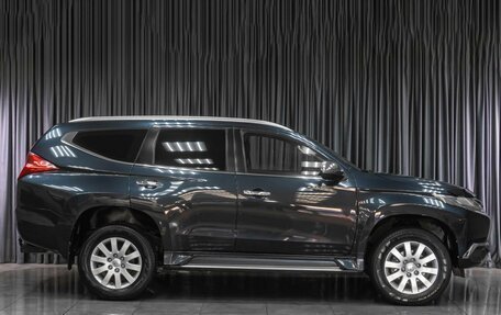 Mitsubishi Pajero Sport III рестайлинг, 2018 год, 3 199 000 рублей, 5 фотография