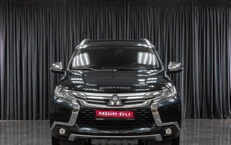 Mitsubishi Pajero Sport III рестайлинг, 2018 год, 3 199 000 рублей, 3 фотография