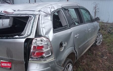 Opel Zafira B, 2014 год, 150 000 рублей, 1 фотография