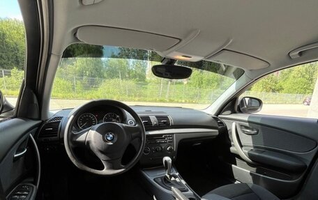 BMW 1 серия, 2011 год, 800 000 рублей, 7 фотография