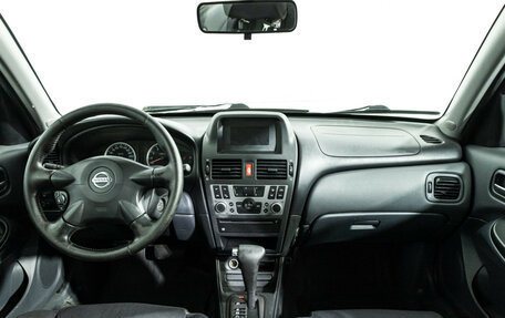 Nissan Almera, 2004 год, 249 585 рублей, 13 фотография