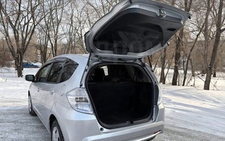 Honda Fit III, 2010 год, 550 000 рублей, 5 фотография