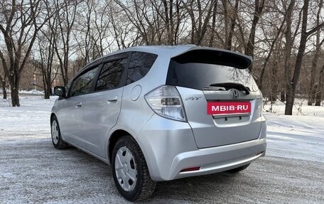 Honda Fit III, 2010 год, 550 000 рублей, 3 фотография