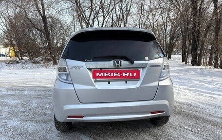 Honda Fit III, 2010 год, 550 000 рублей, 4 фотография