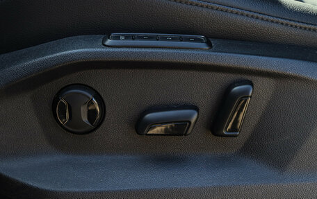 Volkswagen Tiguan II, 2018 год, 3 300 000 рублей, 17 фотография