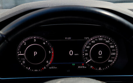 Volkswagen Tiguan II, 2018 год, 3 300 000 рублей, 26 фотография