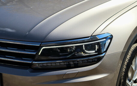 Volkswagen Tiguan II, 2018 год, 3 300 000 рублей, 27 фотография