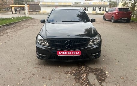 Mercedes-Benz C-Класс, 2012 год, 1 750 000 рублей, 3 фотография