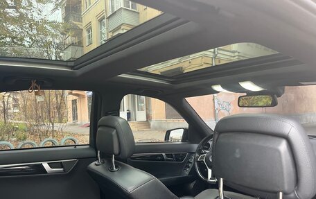 Mercedes-Benz C-Класс, 2012 год, 1 750 000 рублей, 10 фотография