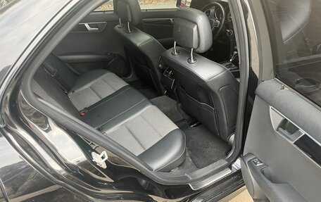 Mercedes-Benz C-Класс, 2012 год, 1 750 000 рублей, 8 фотография