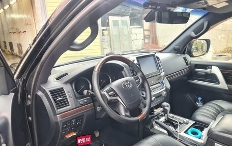 Toyota Land Cruiser 200, 2018 год, 7 200 000 рублей, 1 фотография