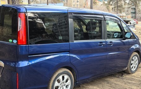 Honda Stepwgn IV, 2015 год, 1 950 000 рублей, 9 фотография