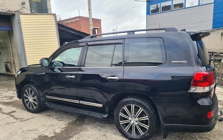 Toyota Land Cruiser 200, 2018 год, 7 200 000 рублей, 5 фотография