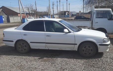 Nissan Sunny B15, 1999 год, 170 000 рублей, 2 фотография