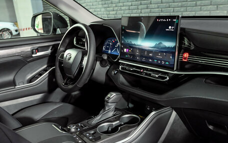 Toyota Highlander, 2026 год, 5 670 000 рублей, 22 фотография