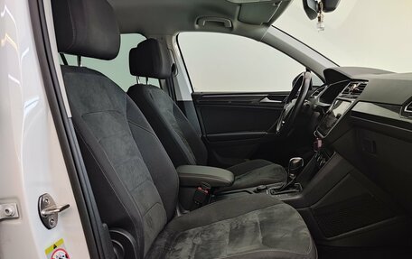 Volkswagen Tiguan II, 2018 год, 3 190 000 рублей, 20 фотография