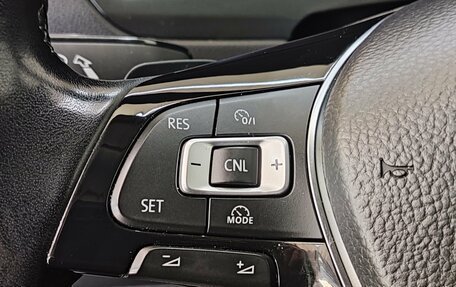 Volkswagen Tiguan II, 2018 год, 3 190 000 рублей, 24 фотография