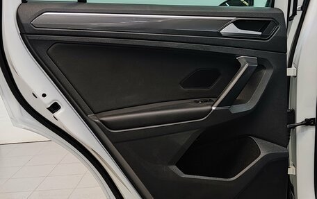 Volkswagen Tiguan II, 2018 год, 3 190 000 рублей, 34 фотография