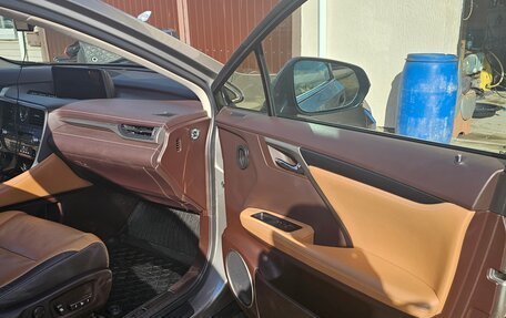 Lexus RX IV рестайлинг, 2018 год, 3 650 000 рублей, 5 фотография