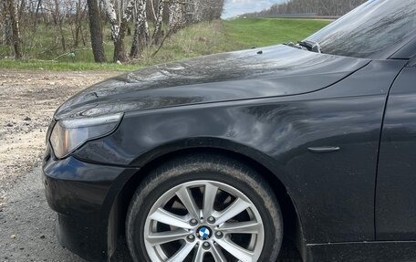 BMW 5 серия, 2004 год, 1 080 000 рублей, 9 фотография