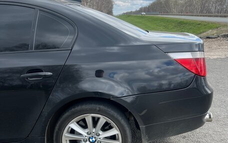 BMW 5 серия, 2004 год, 1 080 000 рублей, 8 фотография