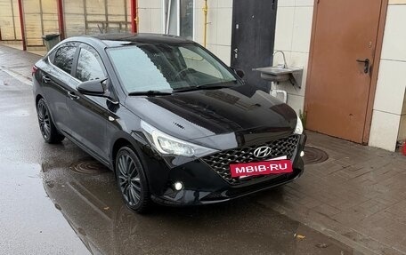 Hyundai Solaris II рестайлинг, 2021 год, 1 520 000 рублей, 4 фотография