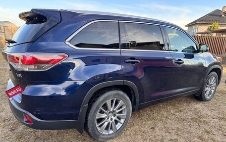 Toyota Highlander III, 2014 год, 2 599 000 рублей, 3 фотография