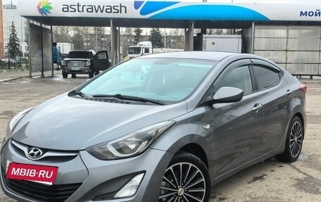 Hyundai Elantra V, 2015 год, 870 000 рублей, 2 фотография