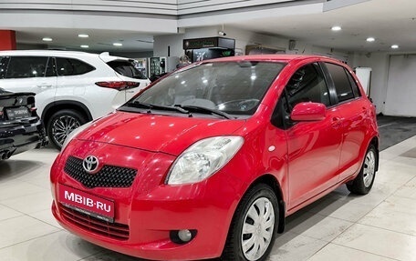 Toyota Yaris III рестайлинг, 2008 год, 620 000 рублей, 1 фотография