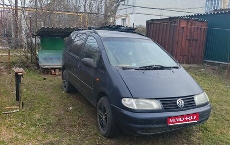 Volkswagen Sharan I рестайлинг, 1997 год, 260 000 рублей, 1 фотография