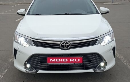Toyota Camry, 2015 год, 2 300 000 рублей, 1 фотография