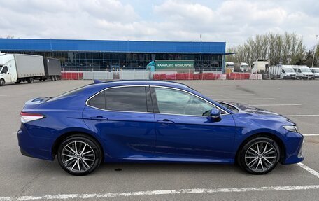 Toyota Camry, 2021 год, 2 850 000 рублей, 7 фотография