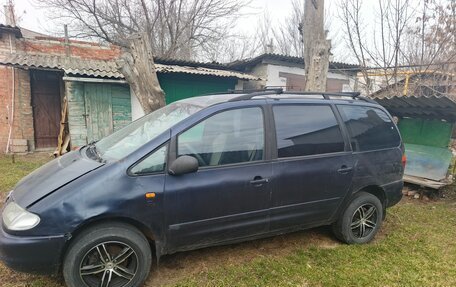 Volkswagen Sharan I рестайлинг, 1997 год, 260 000 рублей, 2 фотография