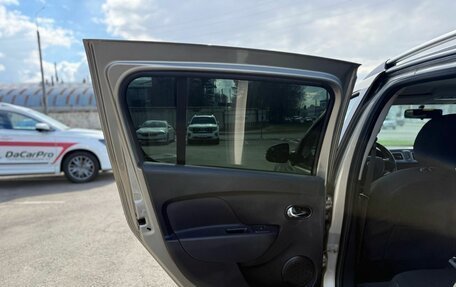 Renault Sandero II рестайлинг, 2017 год, 1 100 000 рублей, 18 фотография