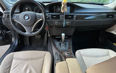 BMW 3 серия, 2011 год, 1 250 000 рублей, 2 фотография