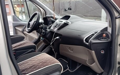 Ford Tourneo Custom I рестайлинг, 2013 год, 1 650 000 рублей, 2 фотография