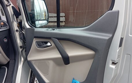 Ford Tourneo Custom I рестайлинг, 2013 год, 1 650 000 рублей, 4 фотография