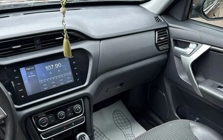 Chery Tiggo 3 I, 2018 год, 770 000 рублей, 5 фотография