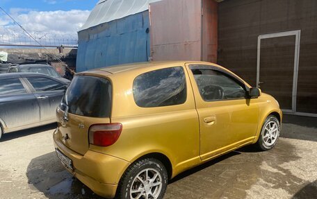 Toyota Vitz, 2000 год, 350 000 рублей, 2 фотография