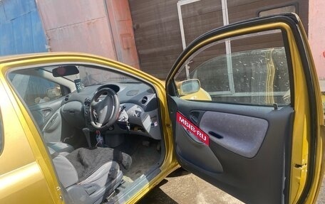 Toyota Vitz, 2000 год, 350 000 рублей, 6 фотография