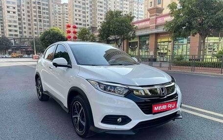 Honda Vezel, 2022 год, 1 282 000 рублей, 3 фотография