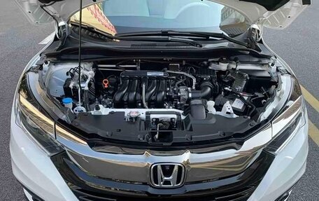 Honda Vezel, 2022 год, 1 282 000 рублей, 10 фотография